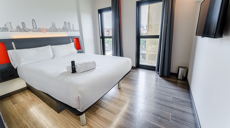 Habitación de easyHotel en Barcelona