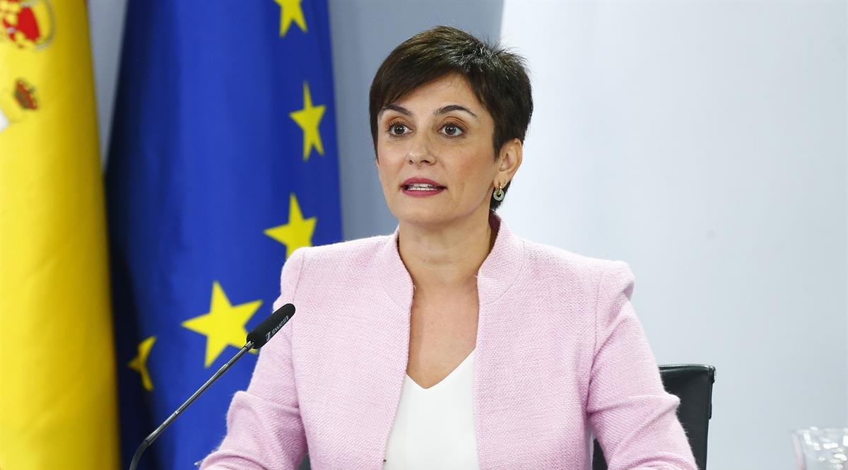 La ministra de Vivienda y Agenda Urbana, Isabel Rodríguez, durante la rueda de prensa tras el Consejo de Ministros. Pool Moncloa Jose Manuel Álvarez