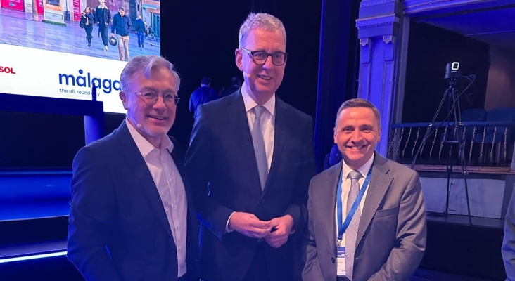Achim Wehrmann, director general de DRV; Norbert Fiebig, presidente de DRV; y Thomas Bösl, director de Estrategia y Desarrollo Internacional de RTG