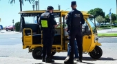 Palma (Mallorca) inmoviliza los vehículos y suspende la actividad de dos empresas de ‘tuk tuk’ turísticos