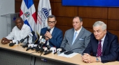 Abinader comienza a "dominicanizar el trabajo" en el sector turístico aumentando un 30% los salarios