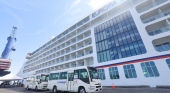 MS Europa en su escala en El Salvador