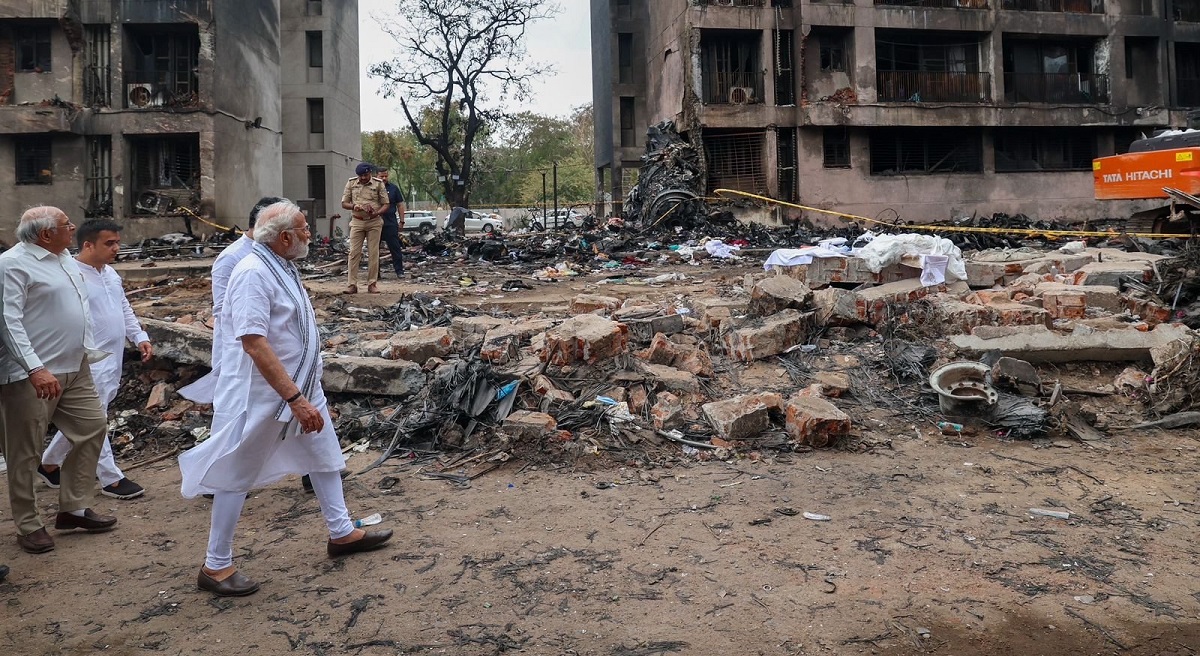 El primer ministro Narendra Modi ha visitado el lugar del siniestro El primer ministro Narendra Modi ha visitado el lugar del siniestro