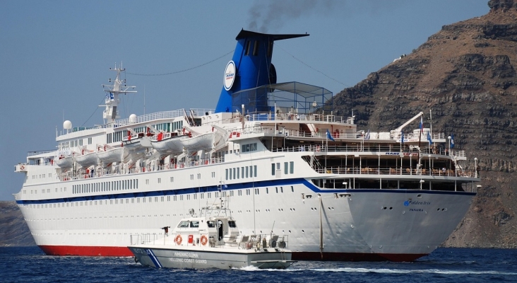 Crucero en Santorini