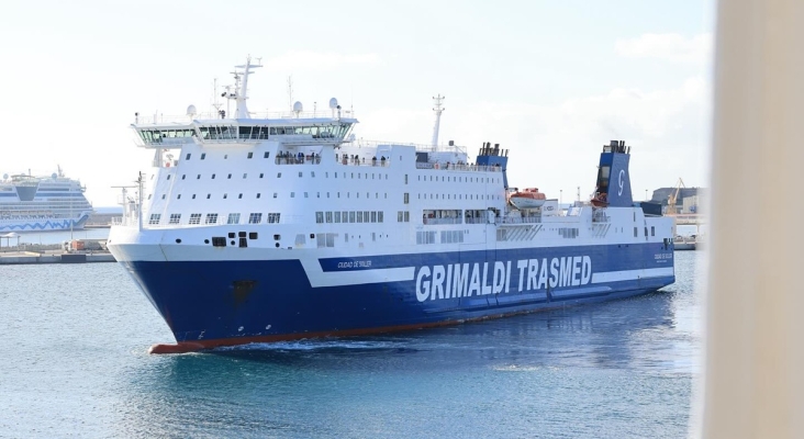 Las autoridades ganan el pulso a la naviera Trasmed: Ibiza no tendrá hoteles flotantes
