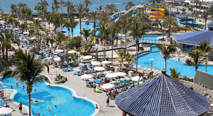 El hotel Lago Taurito, actualmente comercializado por LIVVO.