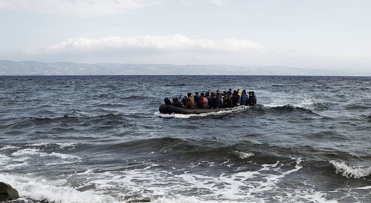 Migrantes llegando por mar a la isla de Lesbos en 2015 Foto UNICEF Alessio Romenzi