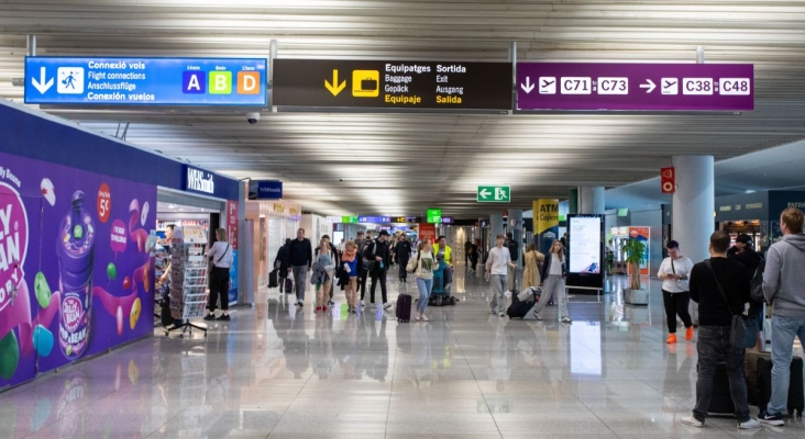 Los trabajadores del sector aéreo convocan una protesta y amenazan con paralizar el aeropuerto de Mallorca