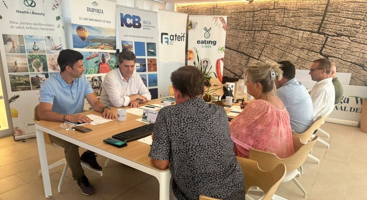 El Govern balear felicita a Ibiza por su lucha contra la oferta ilegal y asegura que “la sensación de saturación va a menos”