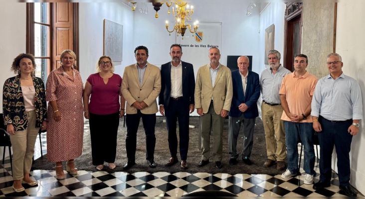 Cerca del 80% de taxis de Mallorca prestarán un servicio conjunto entre 8 municipios de la isla Cerca del 80% de taxis de Mallorca prestarán un servicio conjunto entre 8 municipios de la isla