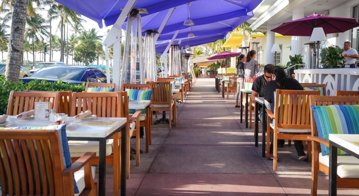 Restaurantes al borde del cierre en Miami (EE. UU.): “Este es el verano más duro que hemos vivido” | Foto: Visitor7 (CC BY-SA 3.0)