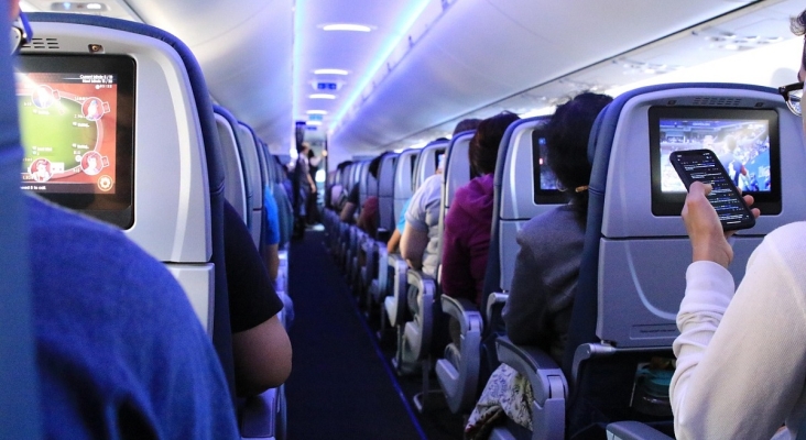 Aerolínea rompe todos los esquemas y anuncia wifi de alta velocidad gratis en todas las clases Aerolínea rompe todos los esquemas y anuncia wifi de alta velocidad gratis en todas las clases