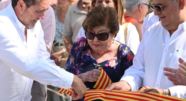 Ana María Jaume durante la inauguración del paseo en honor a su marido|Foto: Ayuntamiento de Calvià
