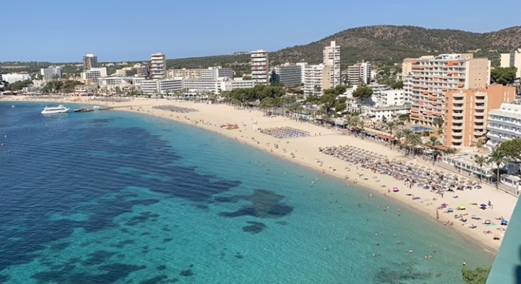 Los Ayuntamientos de Mallorca ingresan 40 millones al año de IBI hotelero | Foto: Eemmola.03 (CC BY-SA 4.0) Los Ayuntamientos de Mallorca ingresan 40 millones al año de IBI hotelero | Foto: Eemmola.03 (CC BY-SA 4.0)