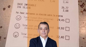 ¿Hay que premiar el buen servicio con una propina o el buen servicio debería ser un derecho adquirido