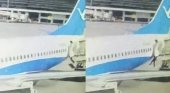 Sobrecargo cae de un avión en China