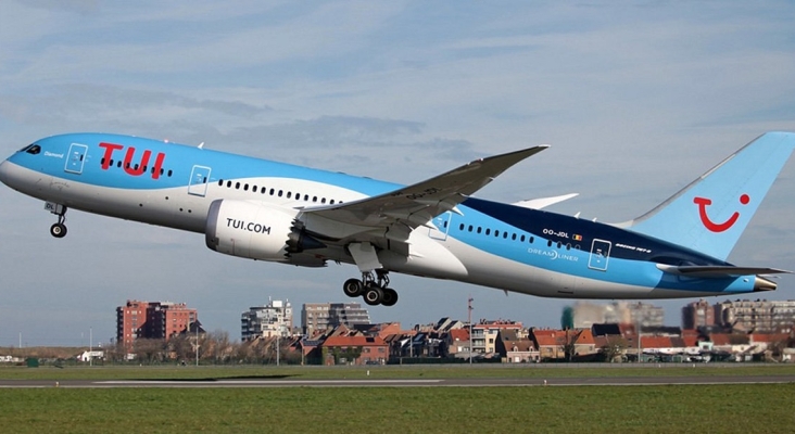Aeronave de TUIfly Alemania 