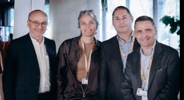 Richard Vainopoulos, presidente Tourcom; Cécile Mariani, CEO rtk International, Otto Vanschamelhout, director gerente de Avitour; y Thomas Bösl, presidente de rtk International