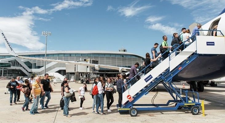 Air Transat duplicará sus vuelos directos entre Canadá y València en la temporada de verano