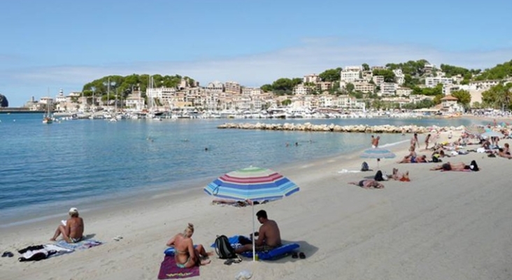 Sóller (Mallorca) prohíbe juegos, ruidos y presencia de animales en sus playas durante el verano