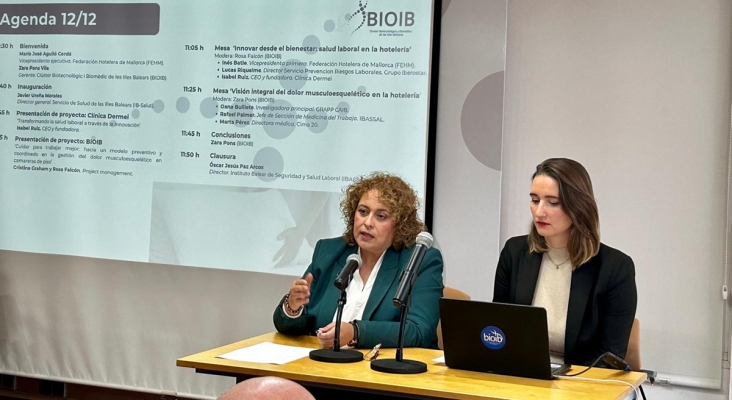 Un estudio alerta del desgaste laboral que sufren las camareras de piso en Baleares: el 30% está de baja