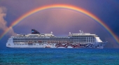 Pride of America en las aguas de Hawái