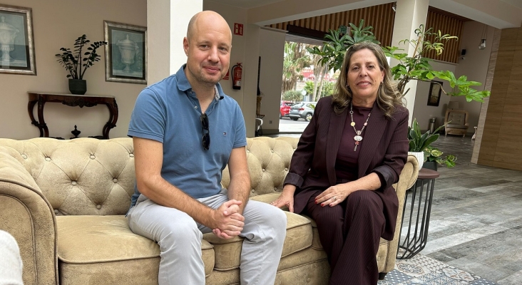 Tommy Serban, director Comercial de TUI Nordic, y Marlene Figueroa, consejera de Turismo de Fuerteventura