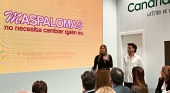 Yilenia Vega junto Francisco Javier Casillas en la presentación de Maspalomas.