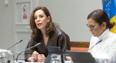 Jessica de León en la Comisión de Turismo del Parlamento de Canarias