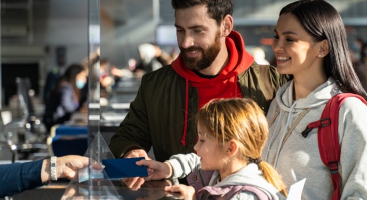 Alertan de posibles colapsos en el aeropuerto de Mallorca por el nuevo control migratorio europeo