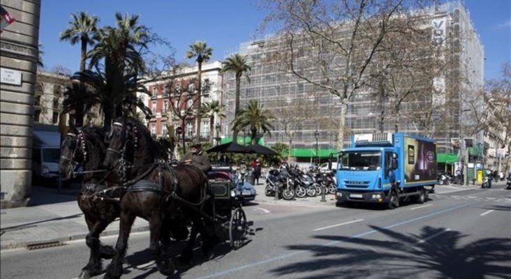 Barcelona pone fin a las carrozas de caballos