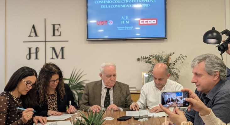 Firma del nuevo convenio colectivo de hospedaje en Madrid