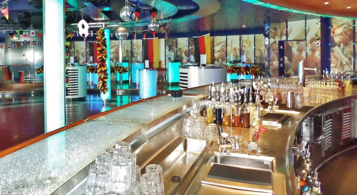 Bar en un crucero