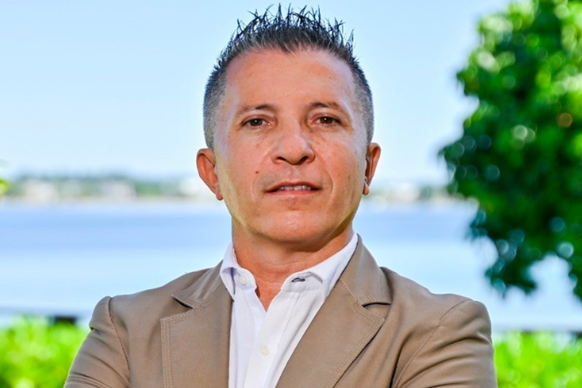 Ernesto Andrades Ernesto Andrades