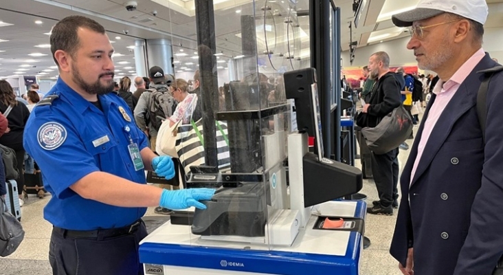 La falta de financiación del Departamento de Seguridad (DHS) pone en riesgo la operativa aeroportuaria en EE. UU.