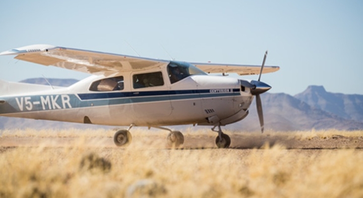 Cessna 210