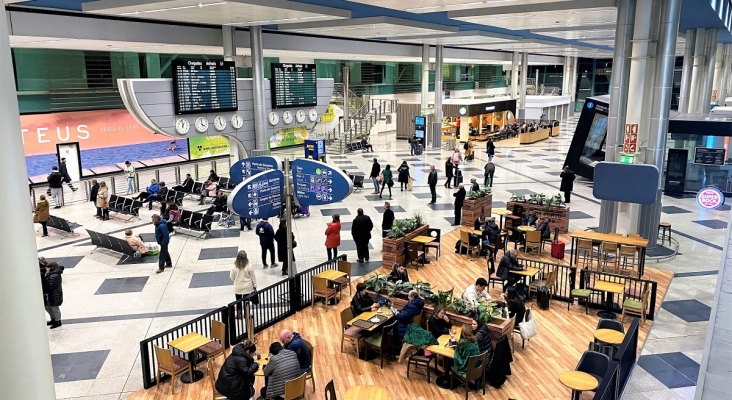 Aeropuerto de Oporto