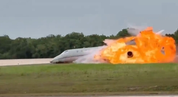 Mueren dos tripulantes de un Gulfstream G200 tras un aterrizaje de emergencia fallido en La Romana (R. Dominicana)