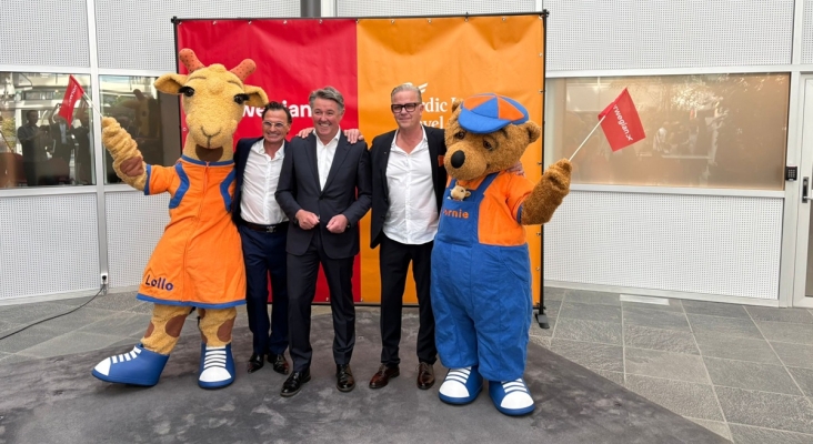 Petter A. Stordalen, fundador y propietario del grupo Strawberry; Geir Karlsen, CEO de Norwegian; y Magnus Wikner, director ejecutivo de NLTG