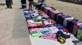 Puesto de venta ambulante en Cambrils Foto P.L.
