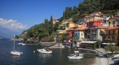 Bahía en Varenna Foto Ashley Pomeroy (CC BY SA 3.0)