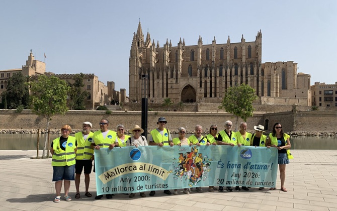 Confían en que la detención de dos activistas impulsará la asistencia a la manifestación contra la masificación de Mallorca