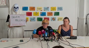 GOB y Terraferida reclaman el fin del alquiler turístico y más medidas para frenar la presión turística en Mallorca | Foto: GOB Mallorca GOB y Terraferida reclaman el fin del alquiler turístico y más medidas para frenar la presión turística en Mallorca | Foto: GOB Mallorca