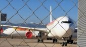 aviones estacionados en el aeropuerto de castellon