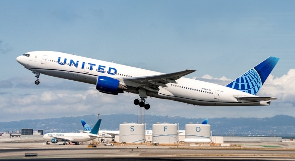 Turespaña se alía con United Airlines para promocionar dos destinos españoles