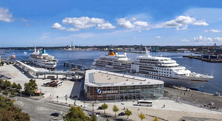 Terminal de cruceros de Kiel Foto ADELTE