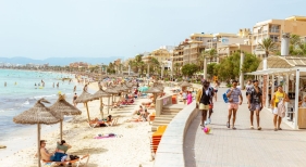 Verano de incertidumbre en las Pitiusas: Ibiza y Formentera pierden turistas franceses, italianos y alemanes