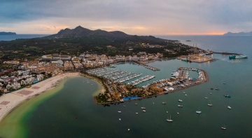 Port d'Alcúdia (Mallorca) | Foto: © Ralf Roletschek (CC-BY-SA.)