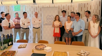 Miembros de la FEHIF y del Consell de Ibiza.