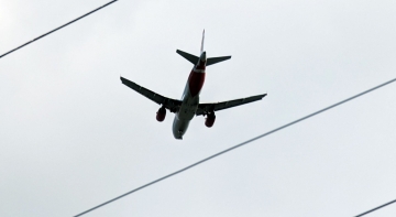 La ONU advierte hay un mayor riesgo de que aviones civiles sean blanco de ataques o queden atrapados en fuego cruzado